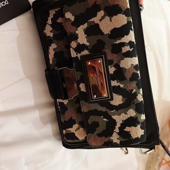 Dolce & Gabbana Camouflage Crossbody Bag - Picture 2 of 2